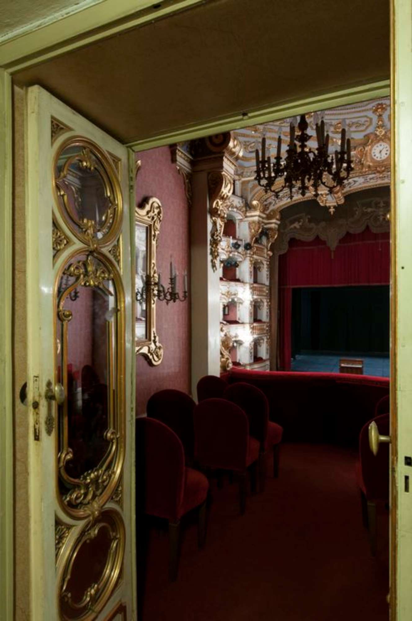 Piacenza, Teatro Municipale, interno di un palchetto (foto Andrea Scardova, IBC) 2016